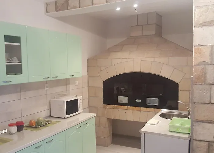 Andric 2 * تريبينيي